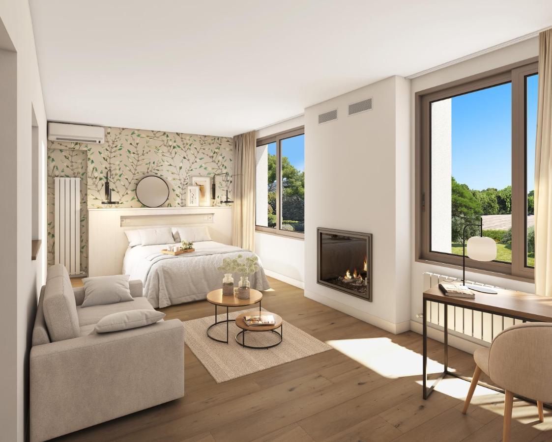 Hotel Mas Del Sol Vall-llobrega Kültér fotó